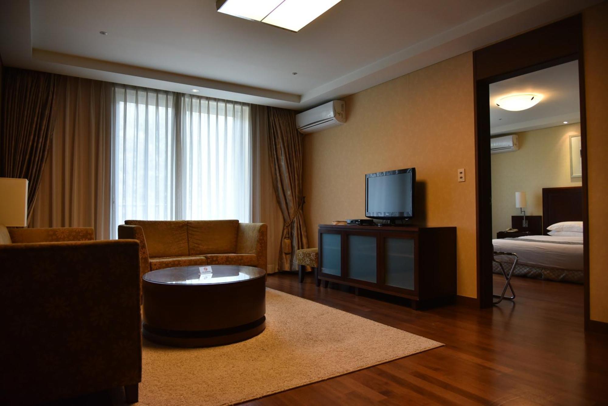 Pocheon Adonis Art Hill Hotel 외부 사진